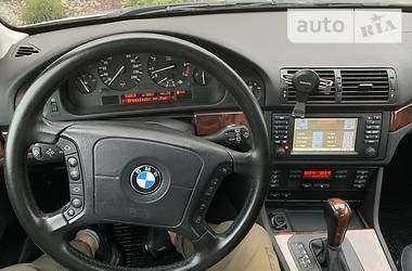 Седан BMW 5 Series 2001 в 