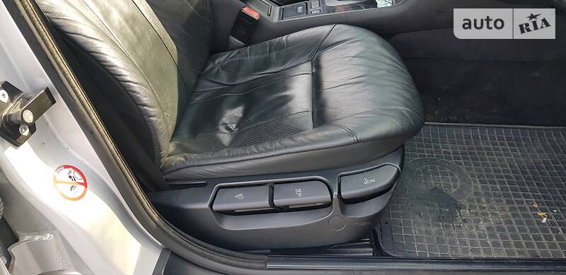 Седан BMW 5 Series 2002 в Мостиській