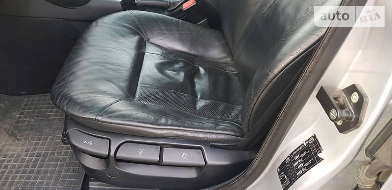 Седан BMW 5 Series 2002 в Мостиській