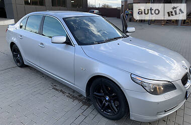 Седан BMW 5 Series 2009 в 