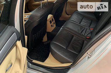 Седан BMW 5 Series 2009 в 