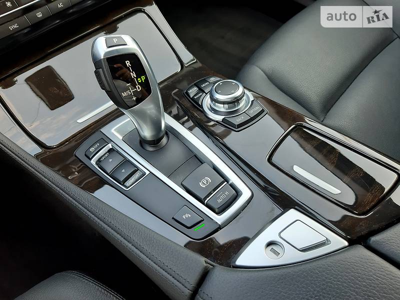 Седан BMW 5 Series 2016 в Миколаєві