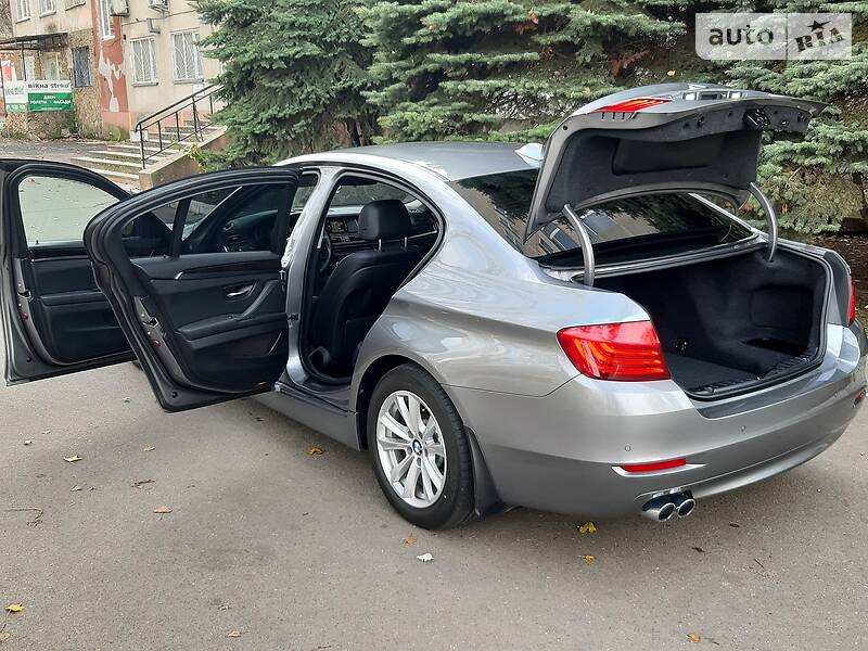 Седан BMW 5 Series 2016 в Миколаєві