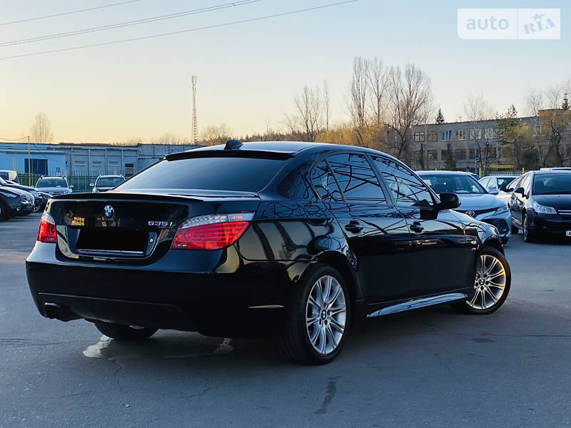 Седан BMW 5 Series 2009 в Харкові