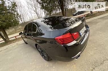 Седан BMW 5 Series 2014 в Мукачевому