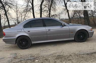 Седан BMW 5 Series 2000 в 