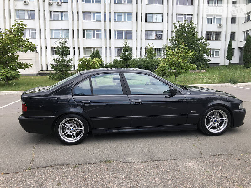 Седан BMW 5 Series 2001 в Києві