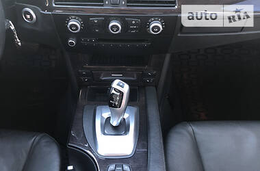 Седан BMW 5 Series 2008 в 