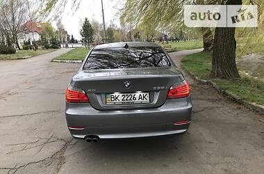 Седан BMW 5 Series 2009 в 