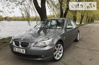 Седан BMW 5 Series 2009 в 