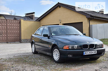 Седан BMW 5 Series 1997 в Харькове