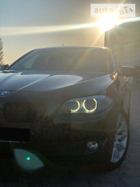 Седан BMW 5 Series 2011 в Миколаєві