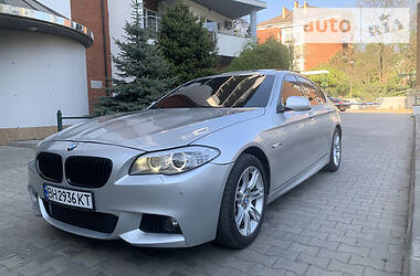 Седан BMW 5 Series 2012 в 