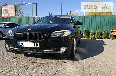 Седан BMW 5 Series 2012 в Львові