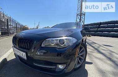Седан BMW 5 Series 2012 в 