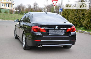 Седан BMW 5 Series 2012 в 