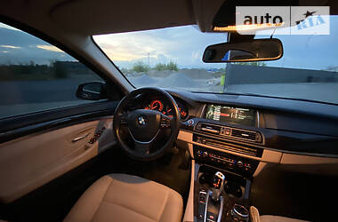 Седан BMW 5 Series 2013 в Днепре