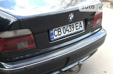 Седан BMW 5 Series 2000 в Городне