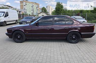 Седан BMW 5 Series 1988 в Львове