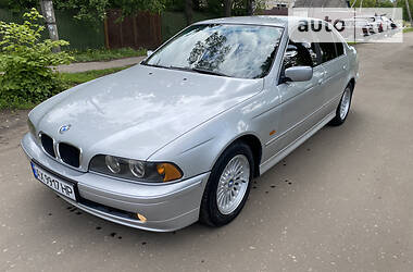 Седан BMW 5 Series 2000 в Первомайске