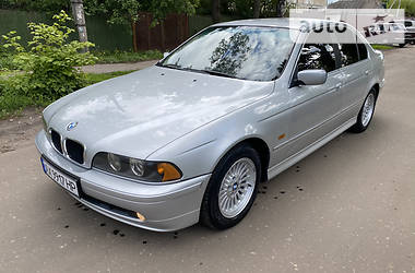 Седан BMW 5 Series 2000 в Первомайске