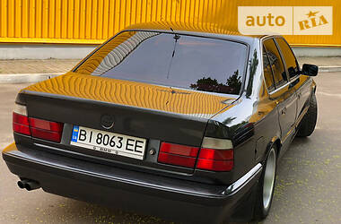 Седан BMW 5 Series 1993 в 