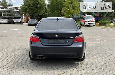 Седан BMW 5 Series 2005 в Черновцах