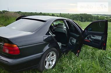 Седан BMW 5 Series 1999 в Гайсину