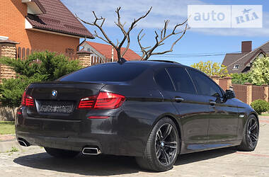 Седан BMW 5 Series 2012 в 