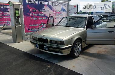 Седан BMW 5 Series 1988 в Ужгороді