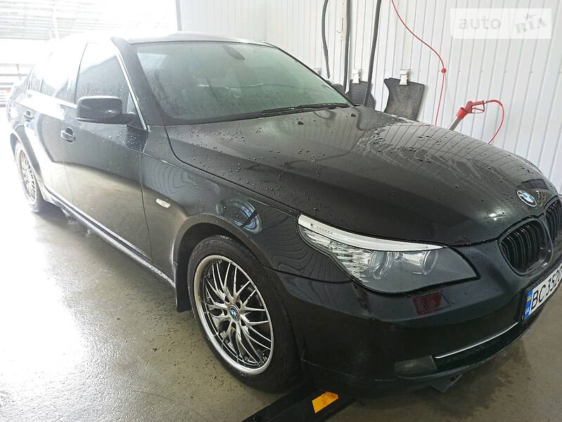 Седан BMW 5 Series 2008 в Львове