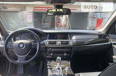 Седан BMW 5 Series 2012 в 