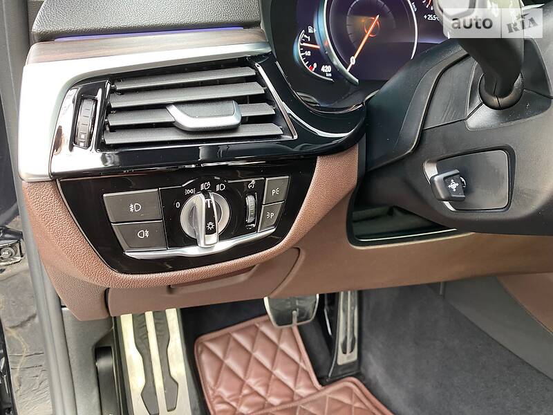 Седан BMW 5 Series 2017 в Києві
