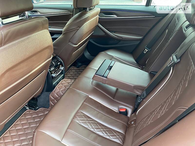 Седан BMW 5 Series 2017 в Києві