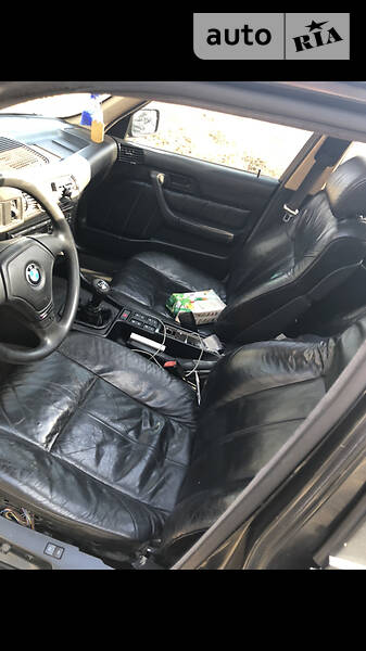 Седан BMW 5 Series 1992 в Києві
