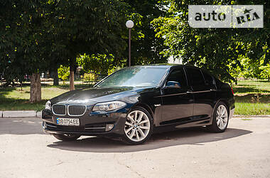 Седан BMW 5 Series 2011 в Сватово