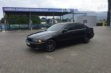 Седан BMW 5 Series 1997 в Тячеве