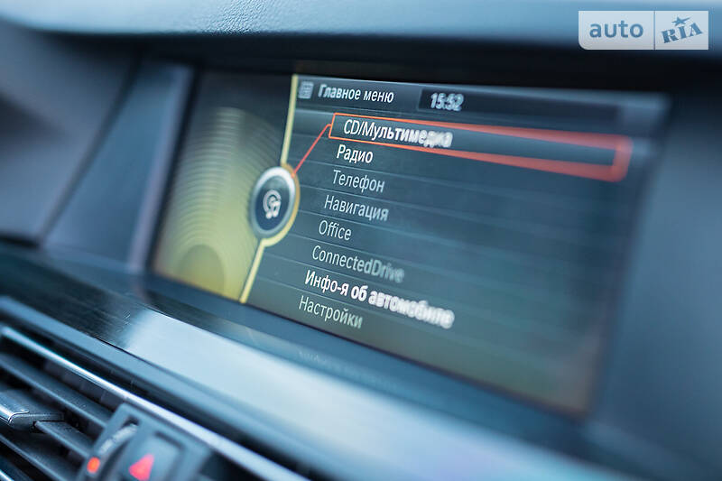 Седан BMW 5 Series 2011 в Дніпрі