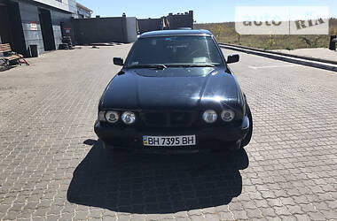 Седан BMW 5 Series 1990 в Одессе