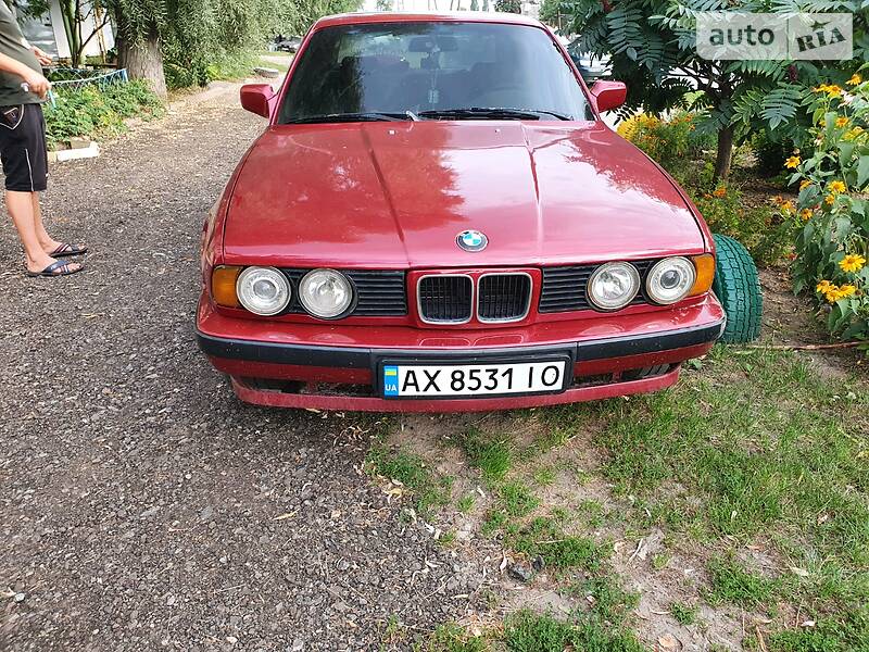 Седан BMW 5 Series 1991 в Харкові