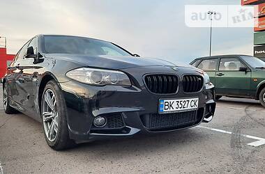 Седан BMW 5 Series 2013 в 
