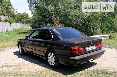 Седан BMW 5 Series 1995 в Тячеві