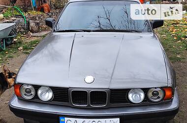 Седан BMW 5 Series 1991 в Катеринополе