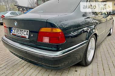 Седан BMW 5 Series 2001 в Чернівцях