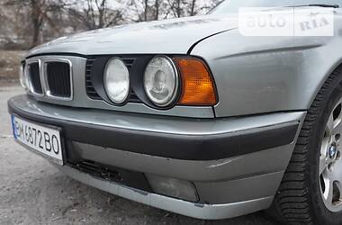 Седан BMW 5 Series 1990 в Сумах
