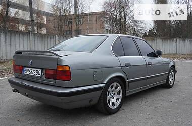 Седан BMW 5 Series 1990 в Сумах