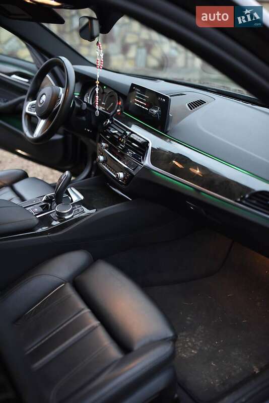 Седан BMW 5 Series 2018 в Ивано-Франковске