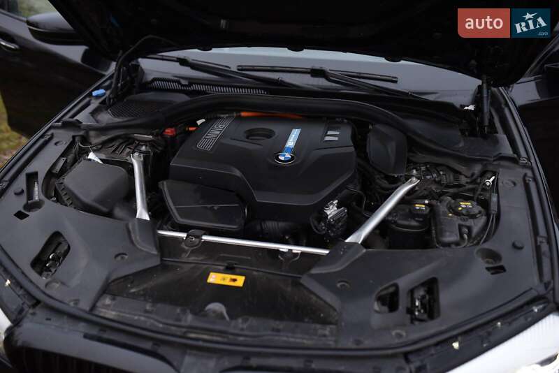 Седан BMW 5 Series 2018 в Ивано-Франковске