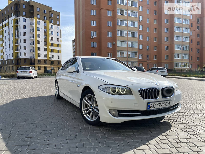 Седан BMW 5 Series 2012 в Луцке