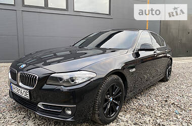 Седан BMW 5 Series 2016 в Киеве